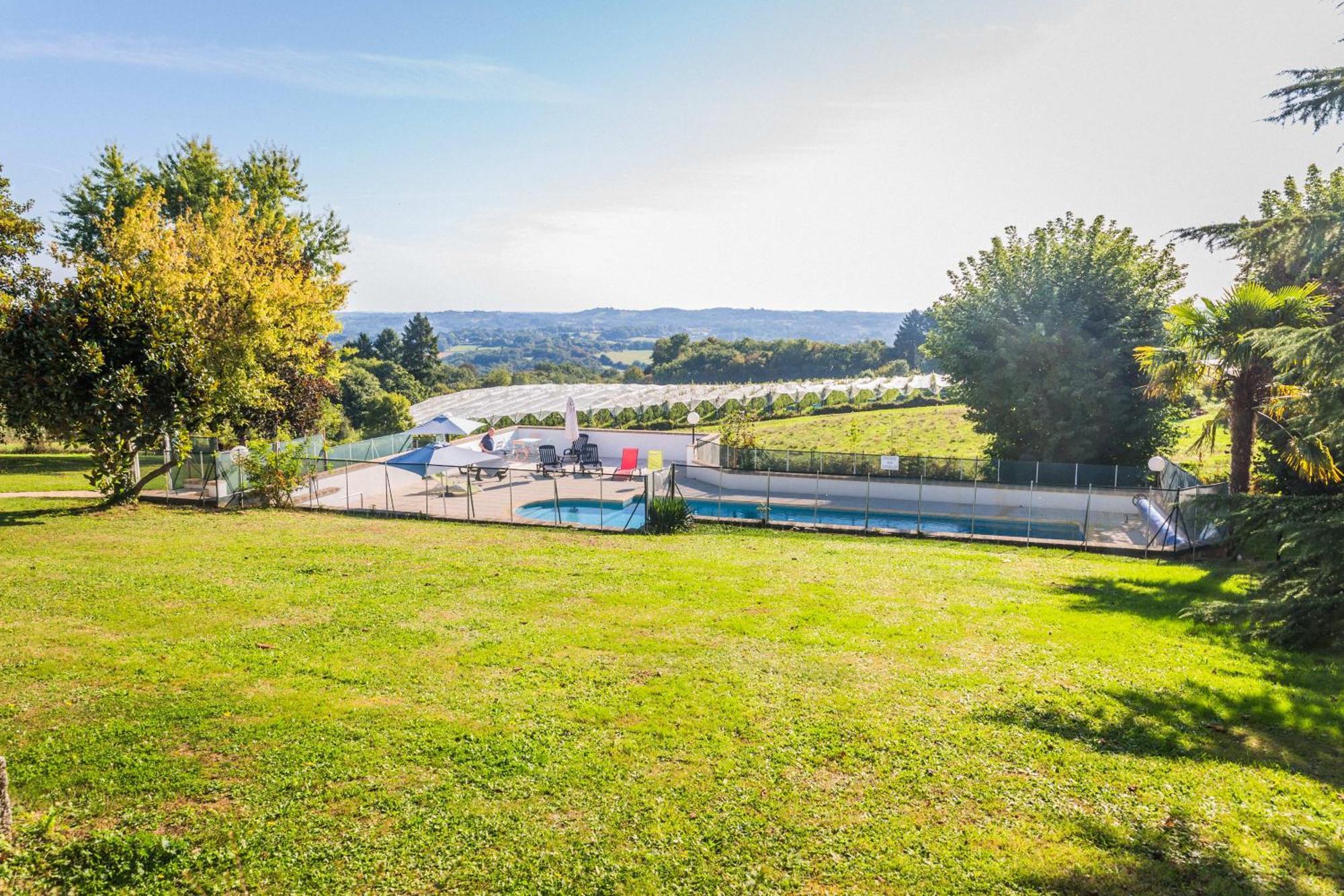 Relais Du Bas Limousin Hotel Sadroc Exterior photo